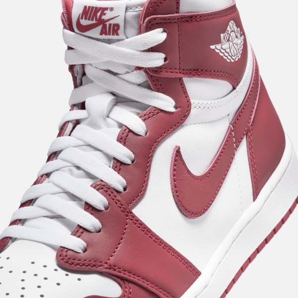 Air Jordan 1 Retro High OG  Artisanal Red  Sale