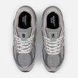 Women s MADE in USA 990v5 Core Running Shoe - Grey Castlerock- Regular (B) Online Hot Sale